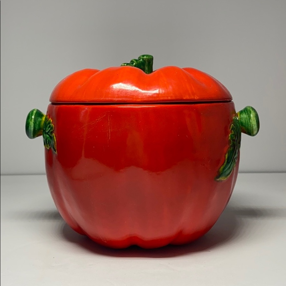 VINTAGE TOMATO DISH by Maruhon Ware occupied Japan
